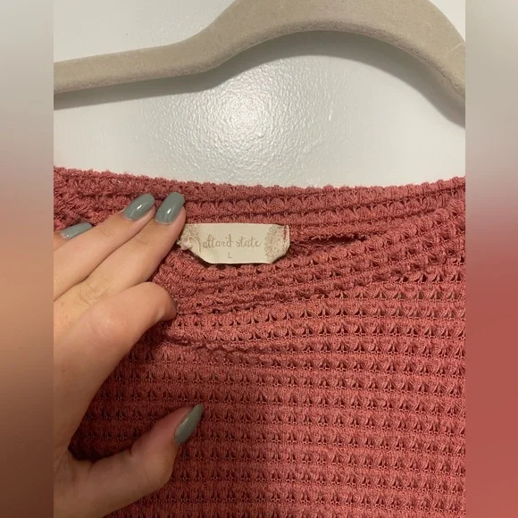 Altar’d State Thin Knitted Top - Picture 6 of 6